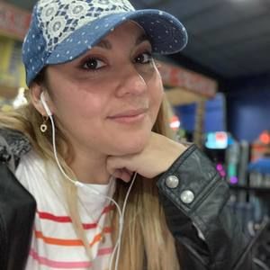 Meet your Posher, Carito